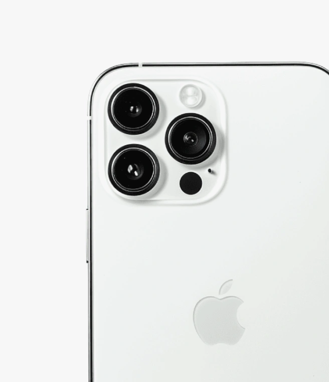 iPhone 15 White gallery 3